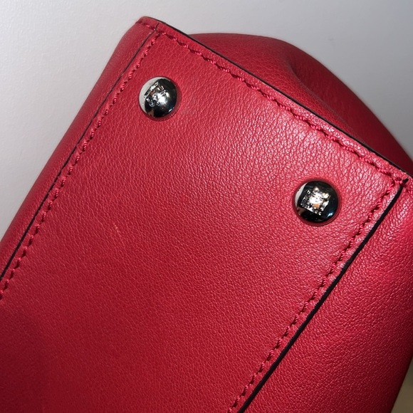 Auth Fendi red peekaboo iconic turn closure rigid leather top handle handbag - Picture 16 of 16